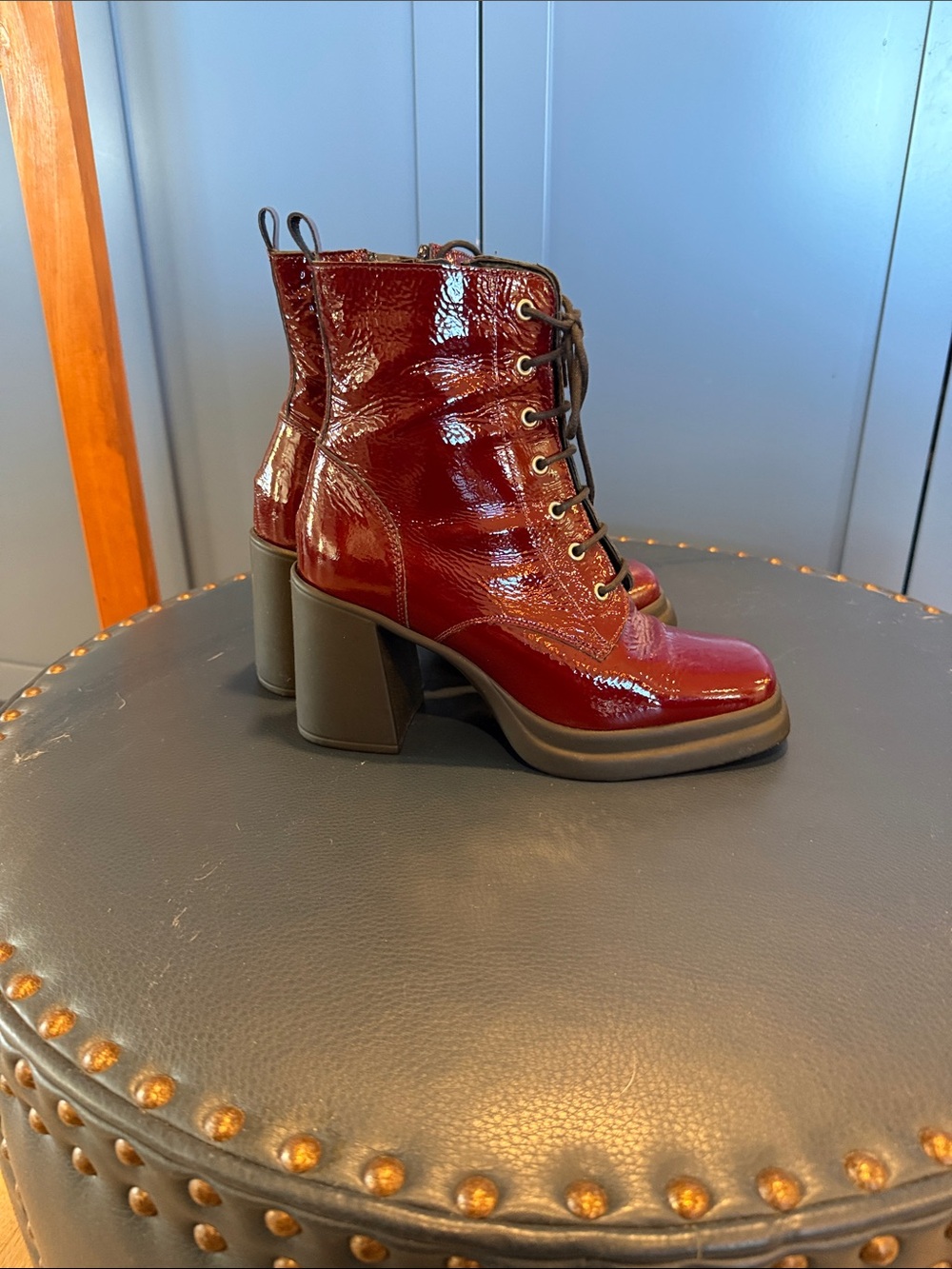 L'INTERVALLE Burgundy Patent Lace-Up Ankle Boots